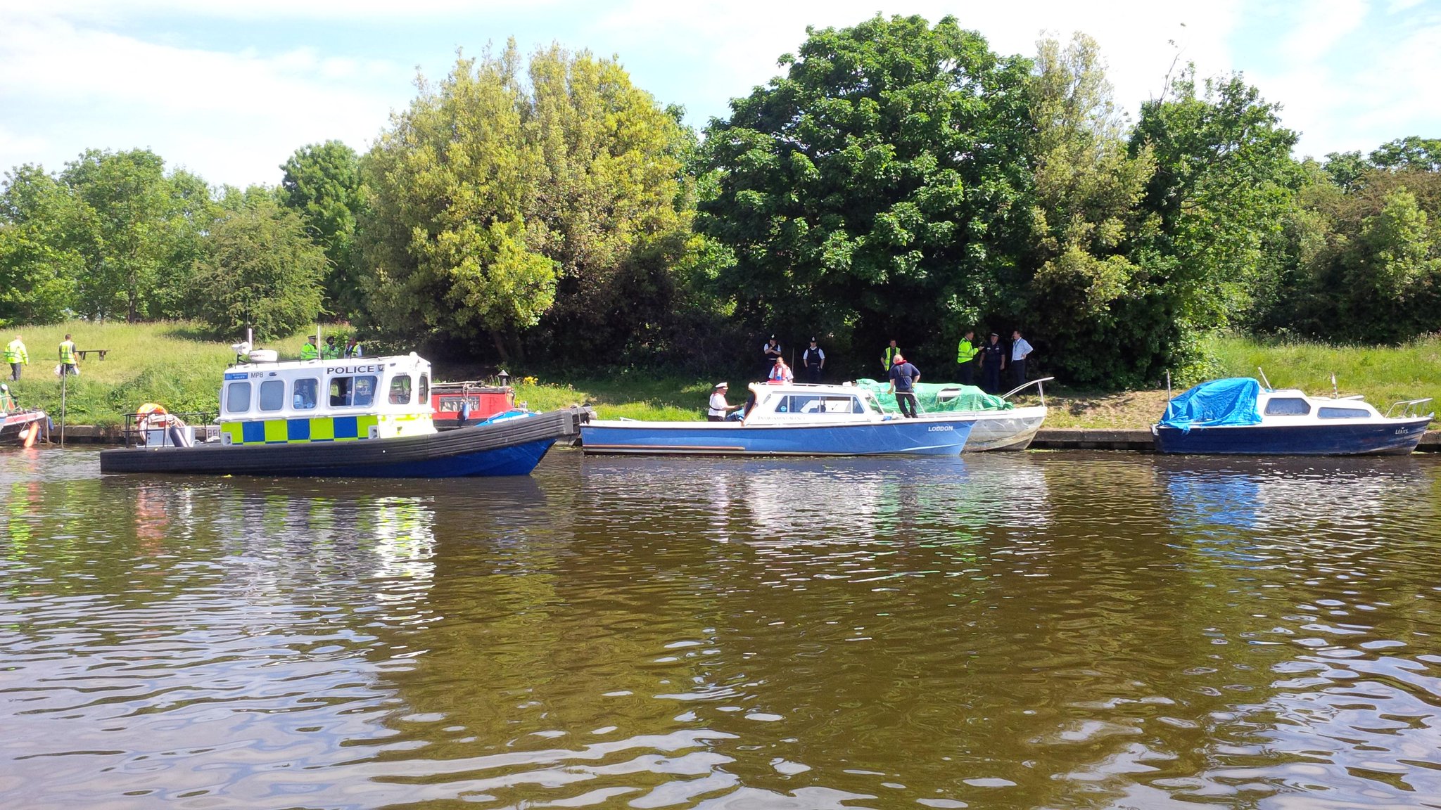 CGp77mfWoAA5A4h.jpg:large