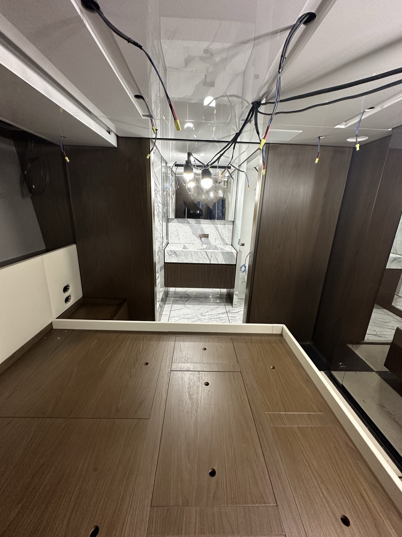Build-460-lower-deck-VIP-cabin.jpg