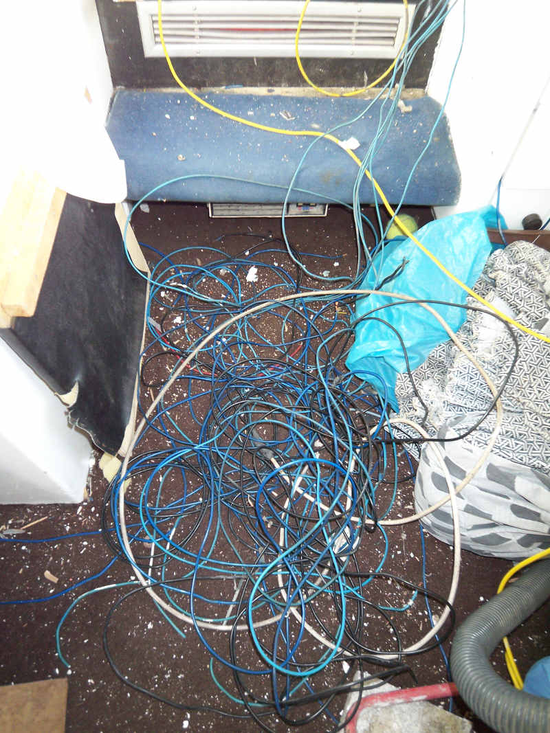 cabling_2.jpg