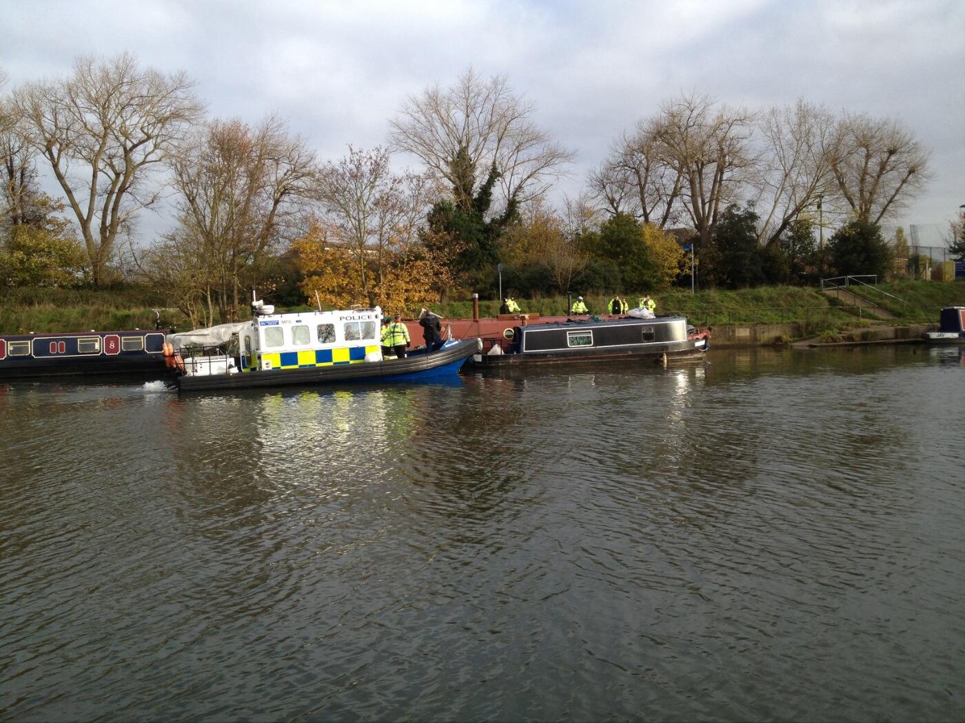 BZ6Pd2rIgAAkpch.jpg:large