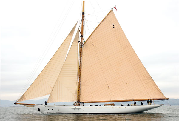 under-sail-high.jpg