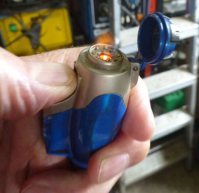 lighter2.jpg