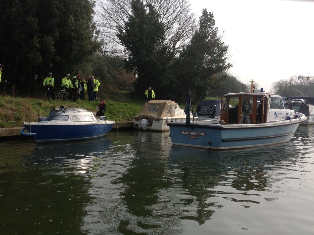 BHgaIkvCAAMgq5Q.jpg:large