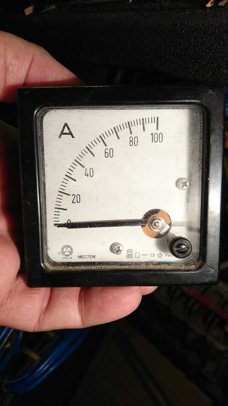 charger_ammeter_1.jpg