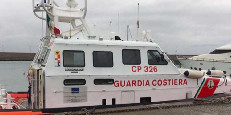 guardia-costiera-motovedetta-cp-326-750x375.jpg
